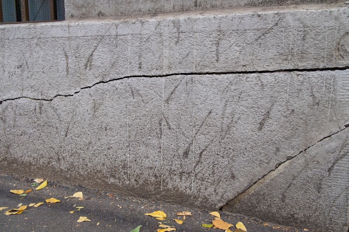 Cracks and Structural Damage